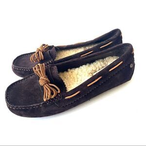 UGG meena java sheepskin lined moccasins Sz 6